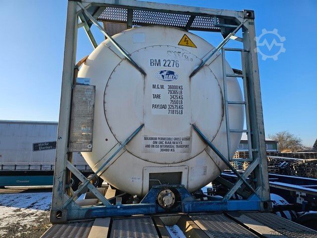 Naczepa cysternowa VAN HOOL Tankchassis + Tankcontainer,363.054 Km