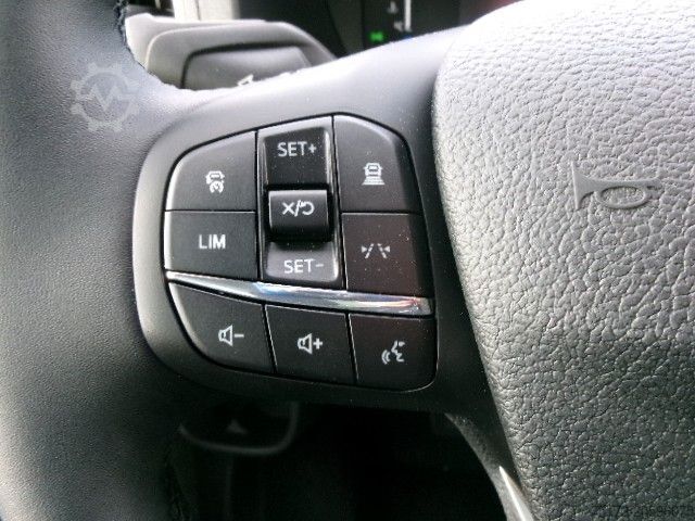 Skříňová dodávka FORD Transit 350L4 Trend 4x4 Koffer LWB Kam ACC