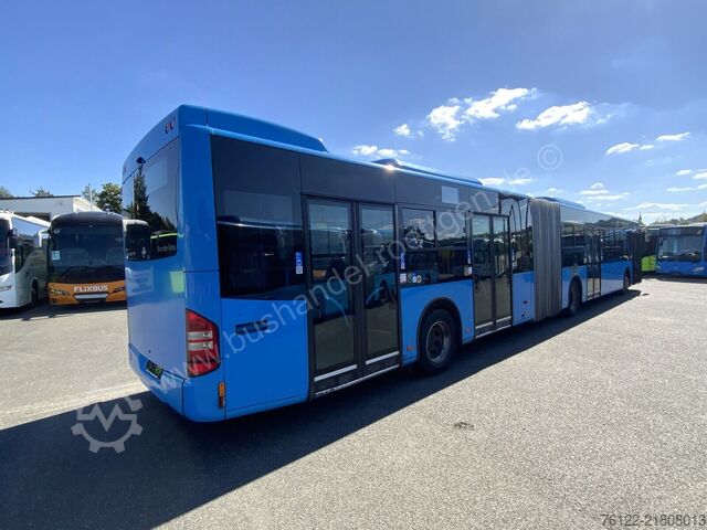 Autobus snodato Mercedes-Benz Conecto G
