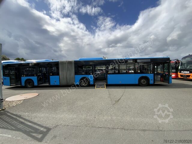 Autobus snodato Mercedes-Benz Conecto G