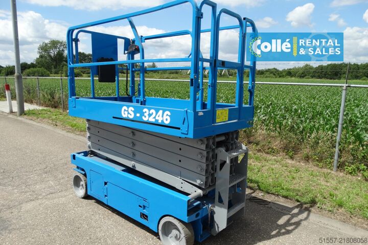 Nůžková plošina Genie GS 3246 | 2012