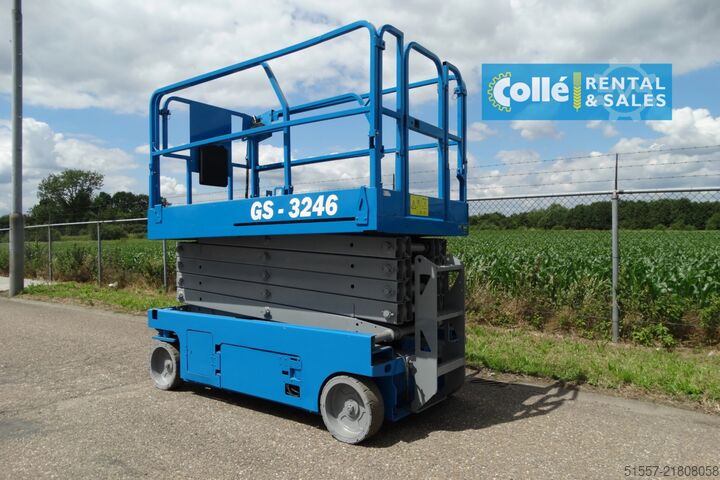 Nůžková plošina Genie GS 3246 | 2012
