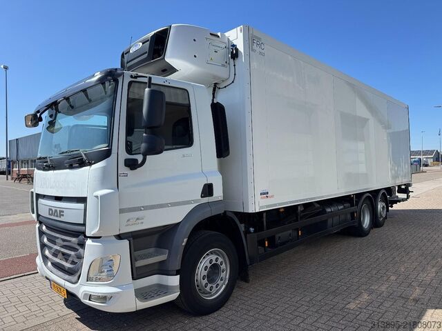 Μεταφορά σε ψύξη/κατάψυξη DAF CF320 FAN 6x2, Schmitz Frigobox, Carrier Supra ...