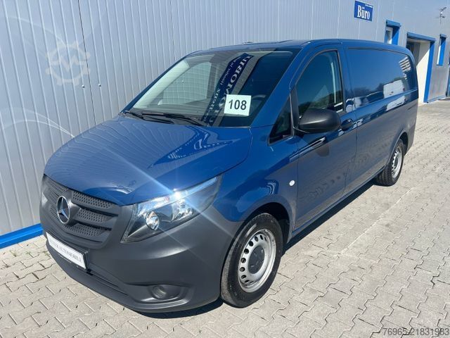 Skåpbil MERCEDES-BENZ Vito 114 LANG KLIMA TEMPOMAT SCHRÄNKE/REGALE AHK