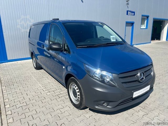 Skåpbil MERCEDES-BENZ Vito 114 LANG KLIMA TEMPOMAT SCHRÄNKE/REGALE AHK