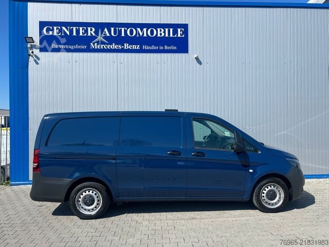 Skåpbil MERCEDES-BENZ Vito 114 LANG KLIMA TEMPOMAT SCHRÄNKE/REGALE AHK