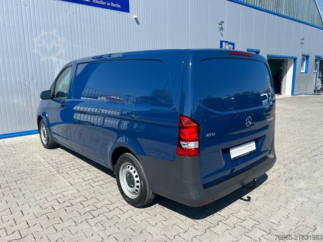 Skåpbil MERCEDES-BENZ Vito 114 LANG KLIMA TEMPOMAT SCHRÄNKE/REGALE AHK