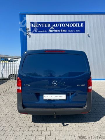 Skåpbil MERCEDES-BENZ Vito 114 LANG KLIMA TEMPOMAT SCHRÄNKE/REGALE AHK