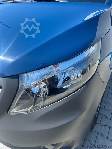 Skåpbil MERCEDES-BENZ Vito 114 LANG KLIMA TEMPOMAT SCHRÄNKE/REGALE AHK