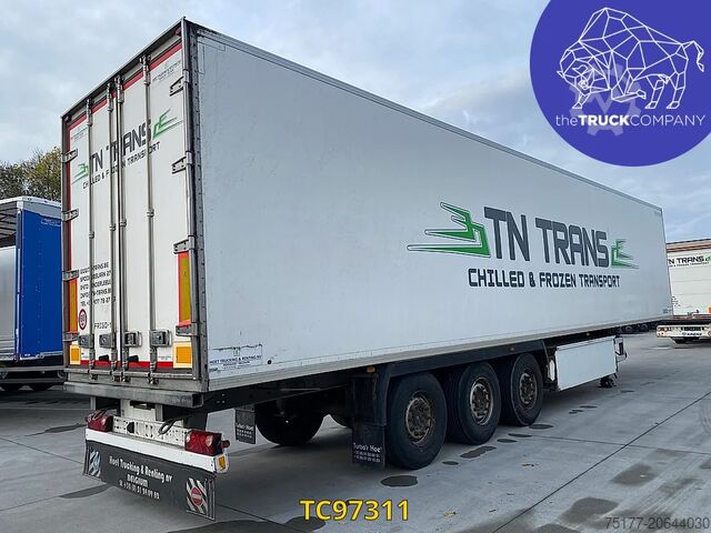 Gekoeld/bevroren transport Hoet Trailers