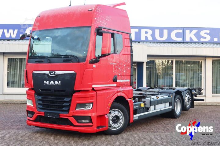 Châssis avec cabine MAN TGX 26.510 6x2 Intarder. Volledige luchtvering