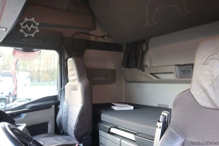 Châssis avec cabine MAN TGX 26.510 6x2 Intarder. Volledige luchtvering