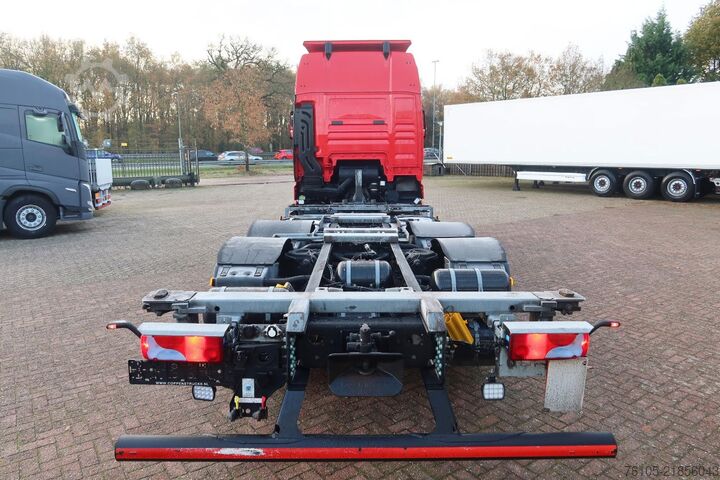 Châssis avec cabine MAN TGX 26.510 6x2 Intarder. Volledige luchtvering