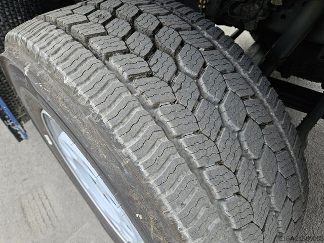 Lastbil med flak Mercedes-Benz Arocs 2651 L 6x4