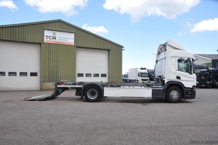 Système BDF Scania P420 2023 BDF + DHOLLANDIA + SLAAPPLAATS