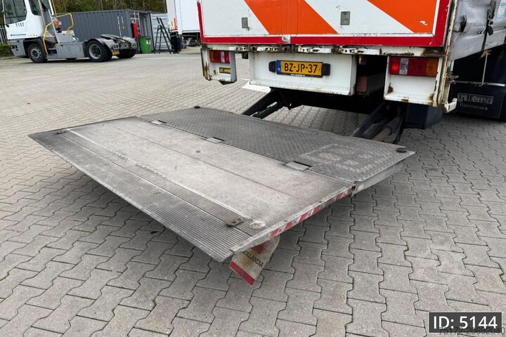 Posuvná plachta Scania P230 Day Cab, Euro 5, / Manual / 750x248x260 / ...