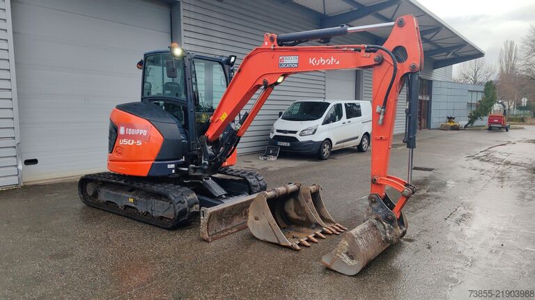 Minikoparka < 7t Kubota U50.5 S with 3 excavator buckets