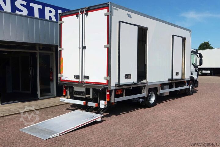 Kyld/fryst transport Iveco EuroCargo 120 El 210L Carrier Supra 850 MT Koel...