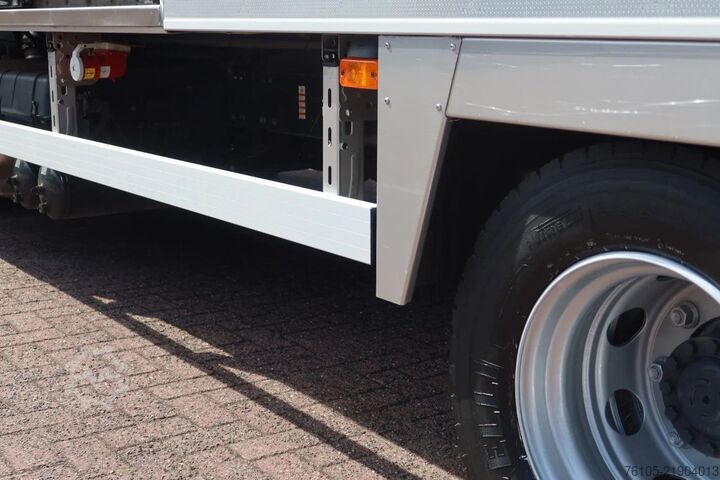 Kyld/fryst transport Iveco EuroCargo 120 El 210L Carrier Supra 850 MT Koel...