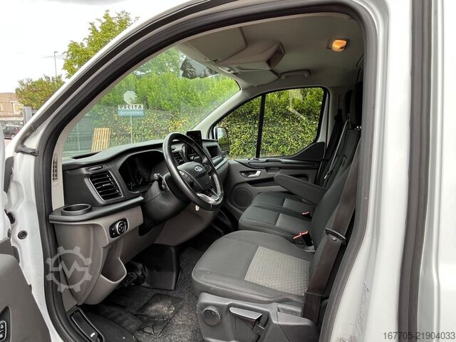 κλειστό βαν Ford Transit Custom