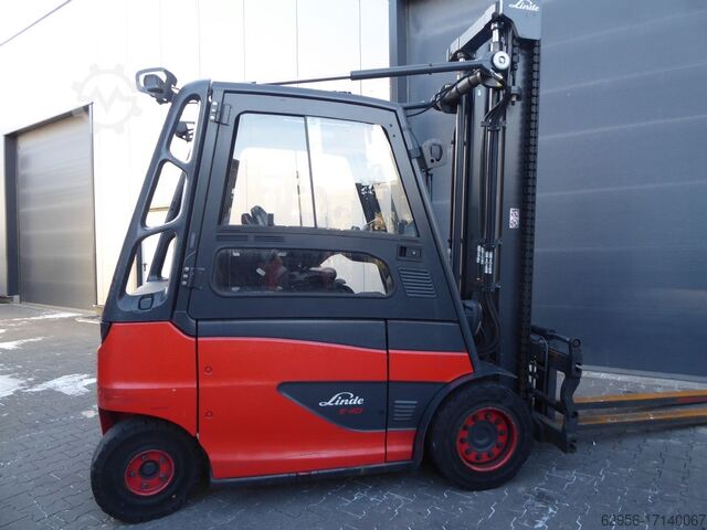 Elektrische vorkheftruck met 4 wielen Linde E40H-01/600