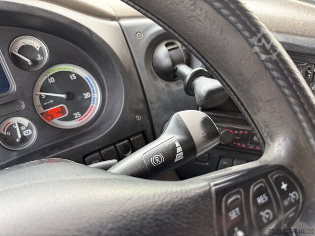 Standaard trekker Daf XF105 460 4X2 Comfort Cab