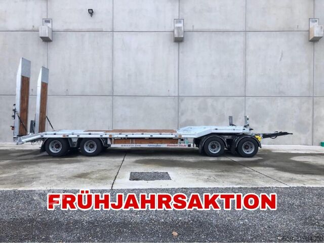 Lågbyggd trailer Möslein T 4 VB H1 1 neuer 4 Achs Tieflader hydraulischen Rampen