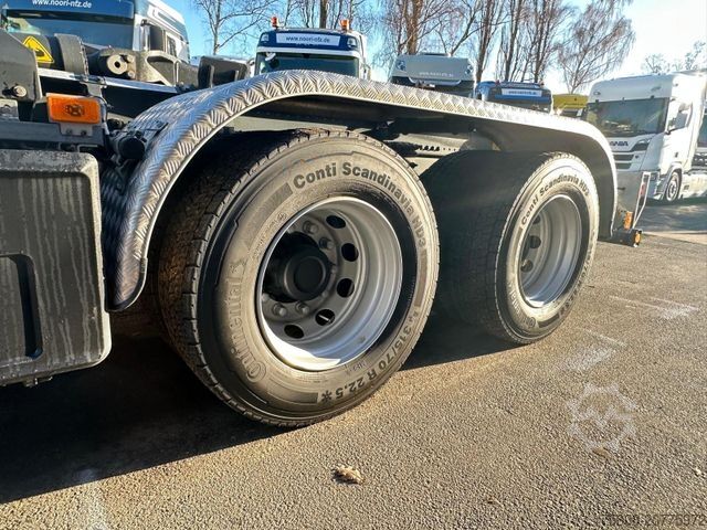 Roll-off tipper truck VOLVO FM420 6x4 Abroller Meiller RS21.65 AHK Lift