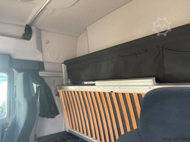 Chassi de caminhão MAN TGX 26.400 XLX / INTARDER / SCHALTER / Nebenantr