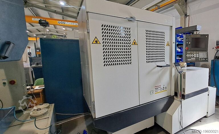 Macchina per l'erosione del filo FANUC Robocut Alpha 0iB