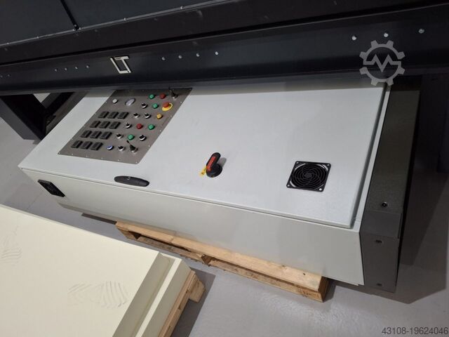 Infravörös vákuumprés LT Infra Red Heated Press