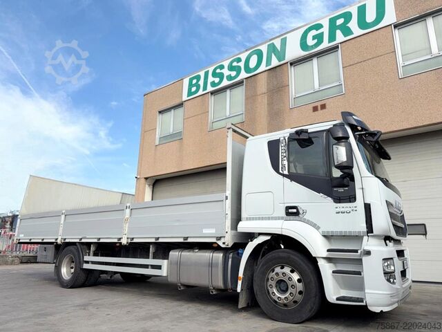 φορτηγό με επίπεδη καρότσα Iveco STRALIS 360