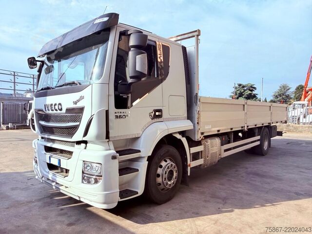 φορτηγό με επίπεδη καρότσα Iveco STRALIS 360