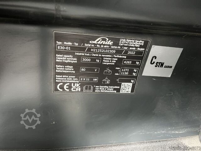 Elektrisk 4 -hjulig gaffeltruck Linde E30-01