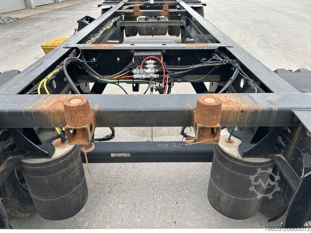 Remolque con chasis intercambiable KRONE 2 Achswechselfahrgestell, Typ: AZW 18 eL3B9