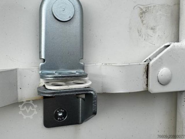 Remolque con caja móvil KRONE Heck hohe Portaltüren