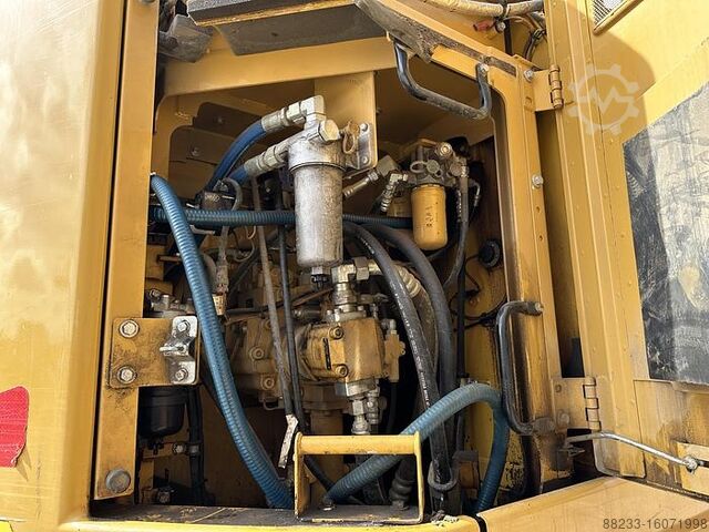 Rupsgraafmachine Caterpillar 335FL