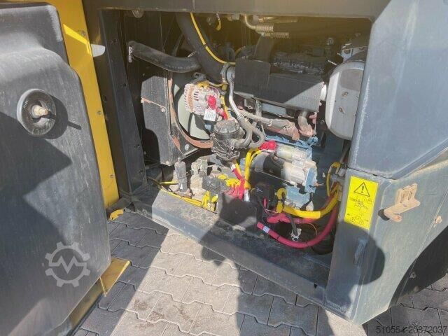 Bomag BW 174 AP-4i AM / GEWELDIGE STAAT Bomag BW 174 AP-4i AM / TOP ZUSTAND