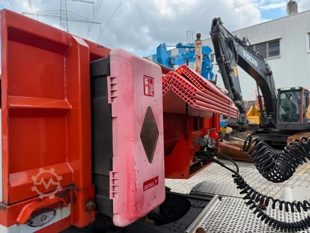 Dieplader oplegger SCHWARZMÜLLER F-Serie Tieflader Lenkachse ZS Rampen Luft