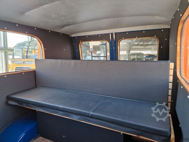 Minibus Opel Blitz