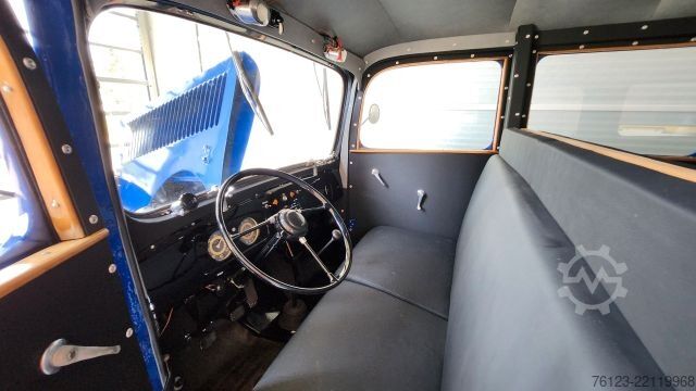 Minibus Opel Blitz