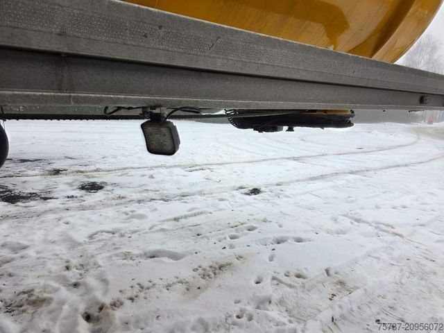 Tartály félpótkocsi D-TEC Vlastuin/ Kesteren Gülleauflieger mit ADR