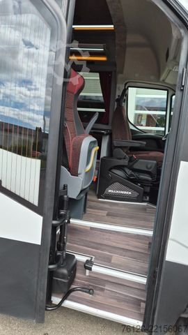 Minibusz IVECO Daily C 65 Lagerfahrzeug Stock 519 Sofort
