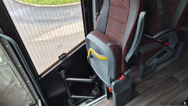 Minibusz IVECO Daily C 65 Lagerfahrzeug Stock 519 Sofort