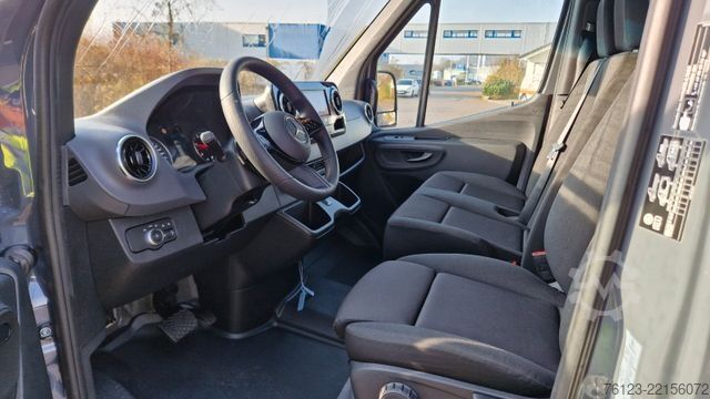 Minibusz MERCEDES-BENZ 8 Sprinter Lord Light 22 Sitzer Vorlauffahrzeug