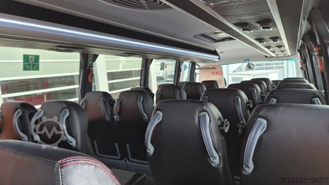 Minibusz IVECO 2x Daily 70 Lagerfahrzrug Ferqui Sunrise 2,5 m B