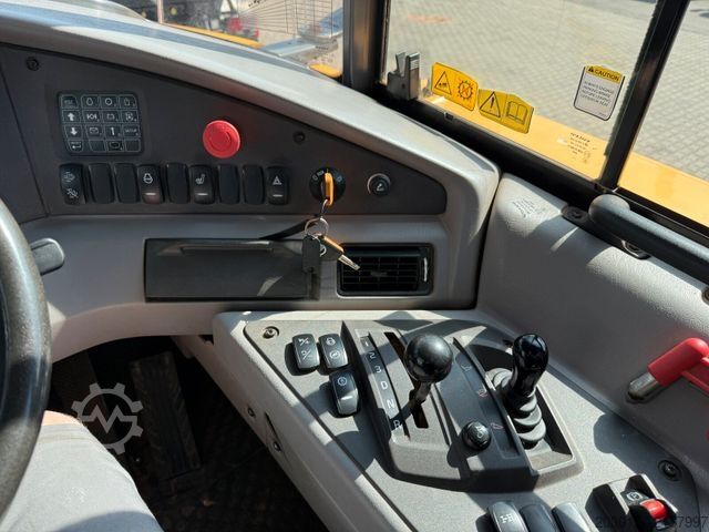 Autre VOLVO A25G Dumper 9.564 h Baujahr 2021
