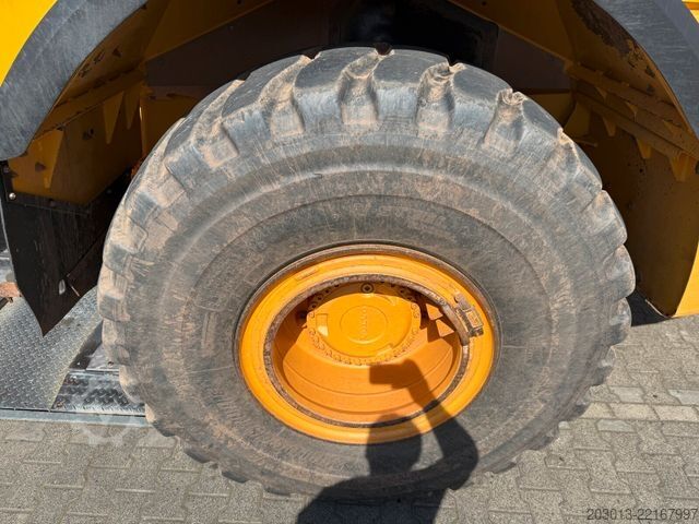 Autre VOLVO A25G Dumper 9.564 h Baujahr 2021