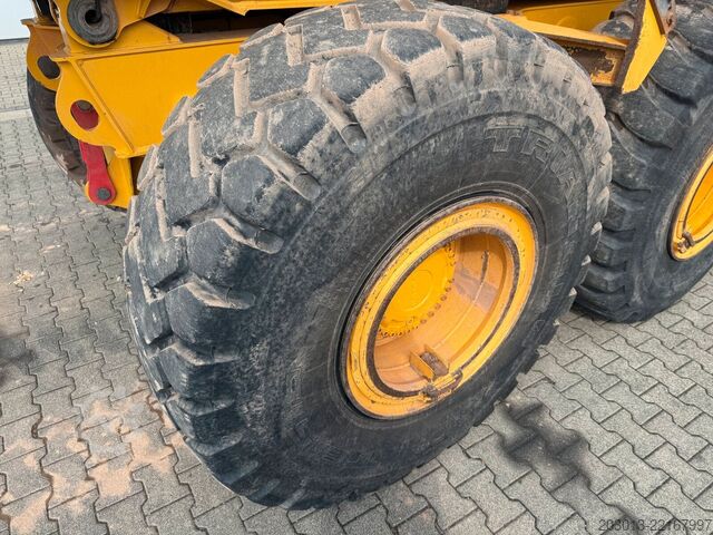 Diğer VOLVO A25G Dumper 9.707 h Baujahr 2021