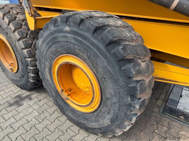 Diğer VOLVO A25G Dumper 9.707 h Baujahr 2021